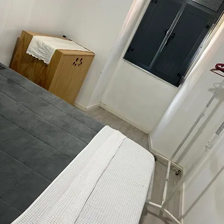 Séjour chez l'habitant Suite Lisboa *
